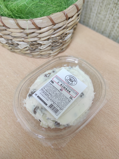 Молокосодержащий продукт с заменителем молочного жира   м.д.ж. 23%  с изюмом